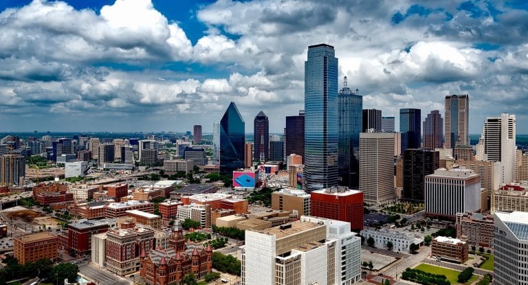 USA Reisen - Eine Luftaufnahme der Stadt Dallas, Texas.